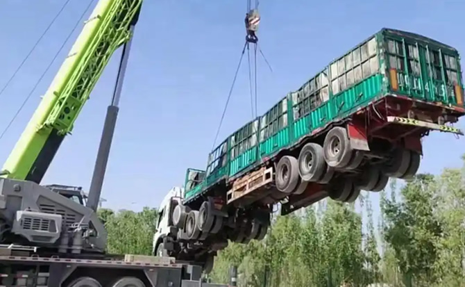 武穴道路脱困救援案例
